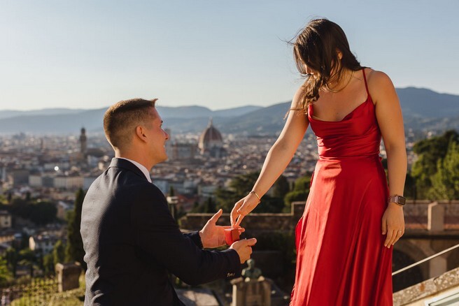 008-wedding-proposal-photo-session-in-florence-tuscany.jpg