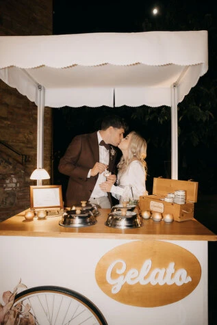 Rochelle and Damon, a joyful wedding in Tuscany