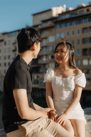 Engagement photo session in Florence