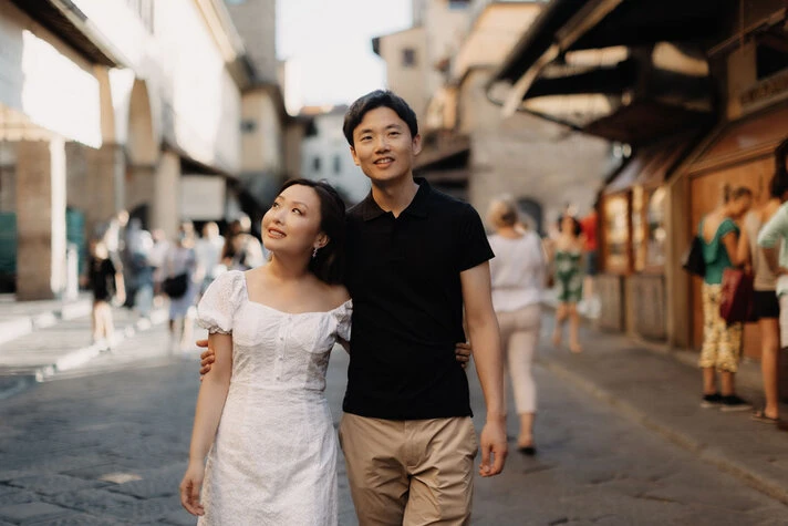 Engagement photo session in Florence
