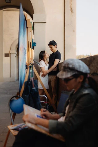 Engagement photo session in Florence