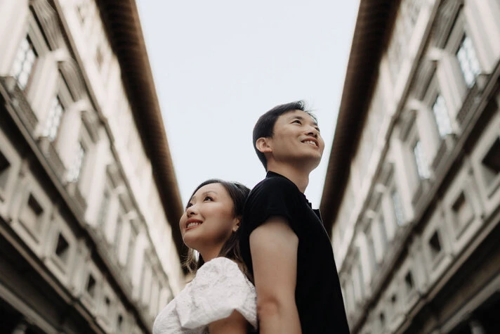 Engagement photo session in Florence
