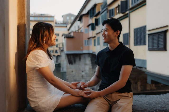 Engagement photo session in Florence