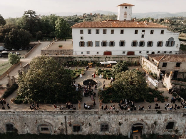 Wedding photographer at Villa Corsini in Tuscany