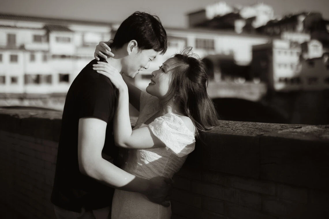 Sessione fotografica di engagement a Firenze